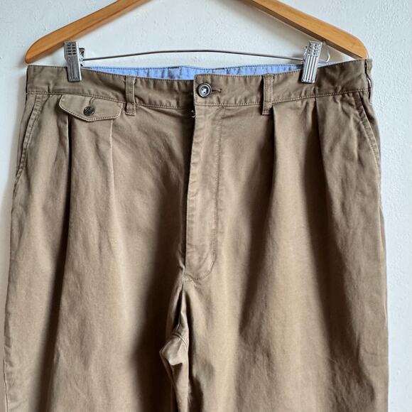 BEAMS PLUS 2 Pleats Tapered Twill Pants in Olive - Picture 2 of 8